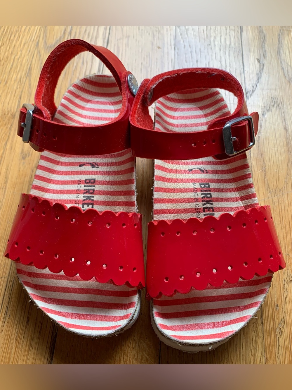 Cute red Birkenstock Scalloped Strap Sandals Size 24 EU (8 US)